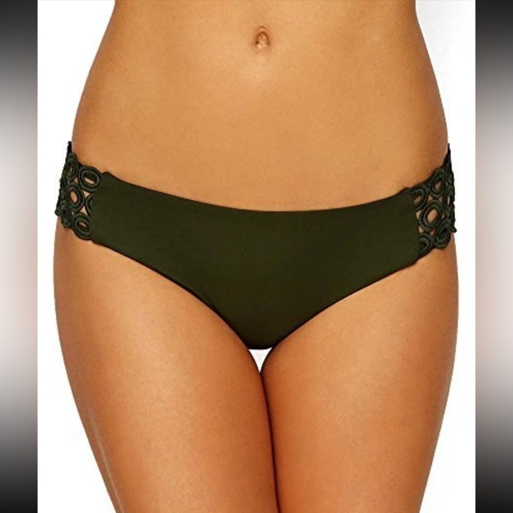 RARE BECCA NWT BAY Siren Eyelet Hipster in Green—M